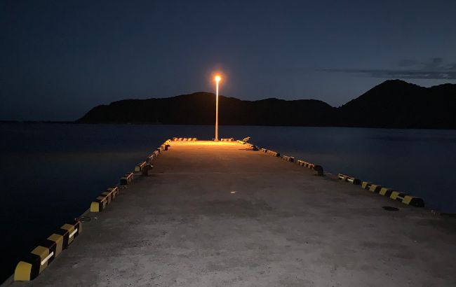 エギング専門用語を解説　　釣り場の常夜灯